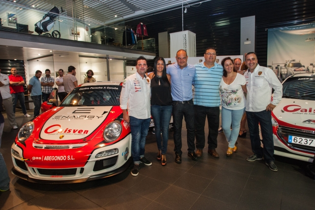 019 presentacin porsche 2010 ares racing 055